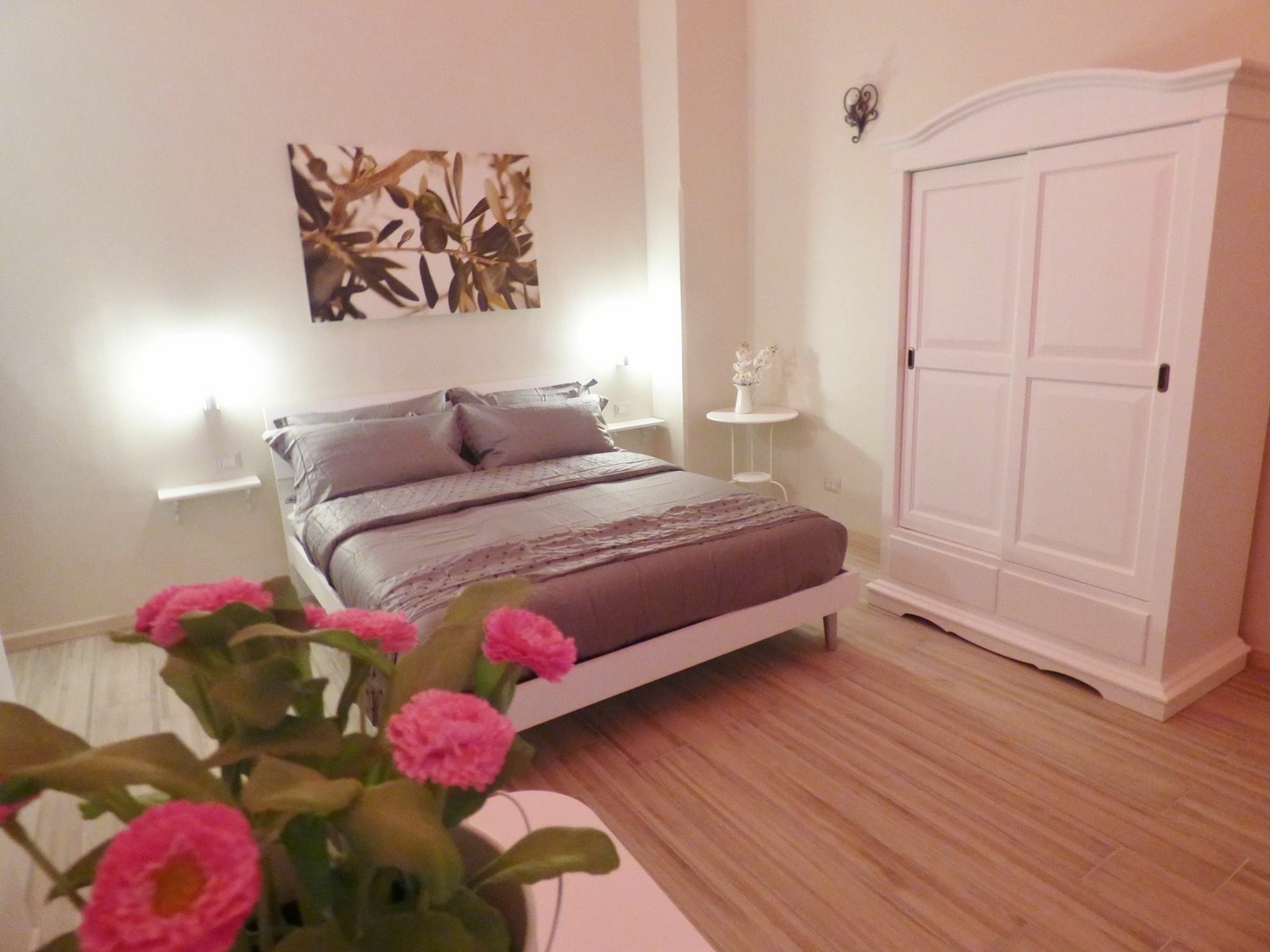 Bed and Breakfast Da Polly A Piazza Amedeo Neapol Exteriér fotografie
